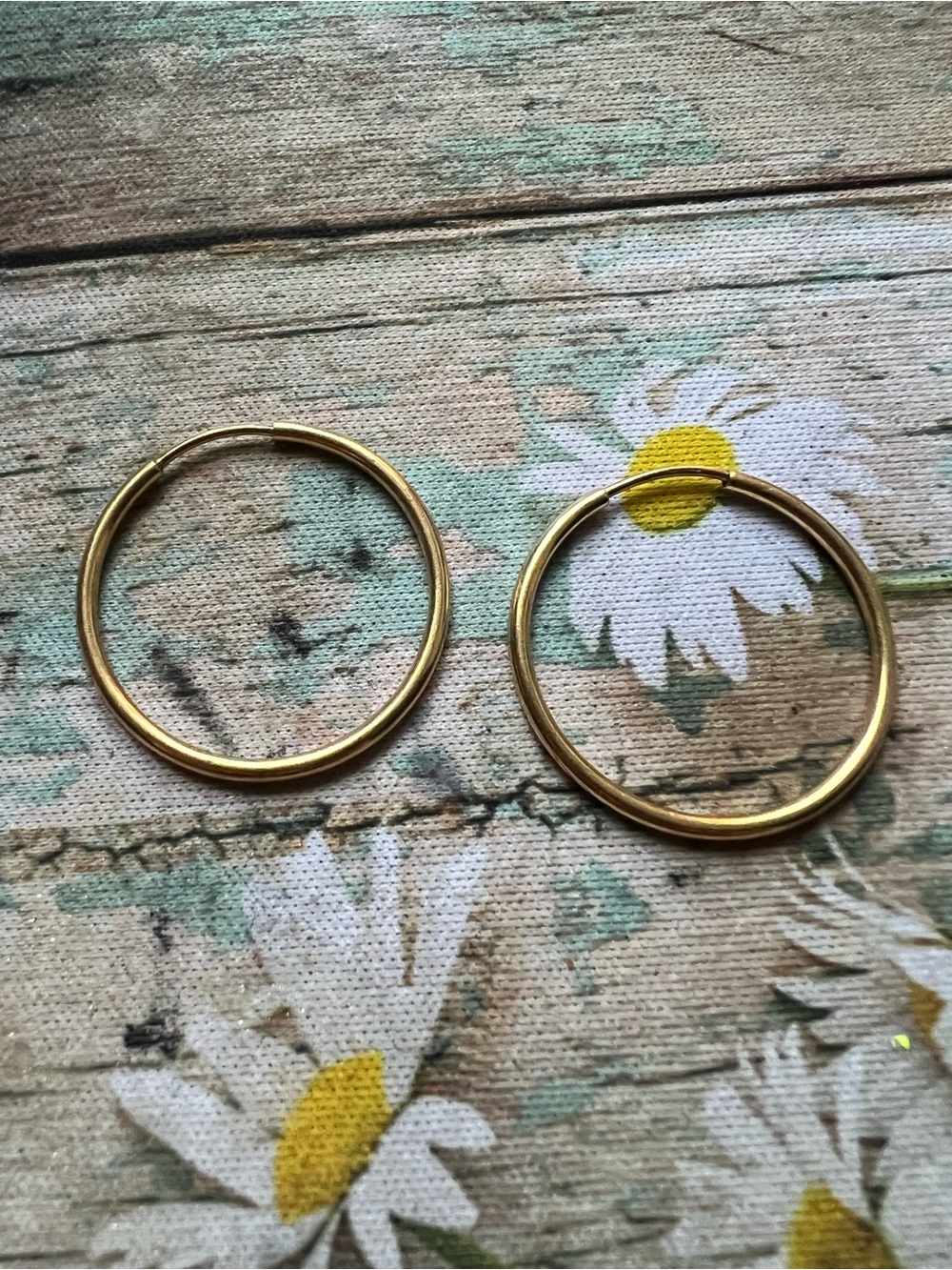 14K Classic Gold Hoop Earrings - Timeless Women's Jewelry